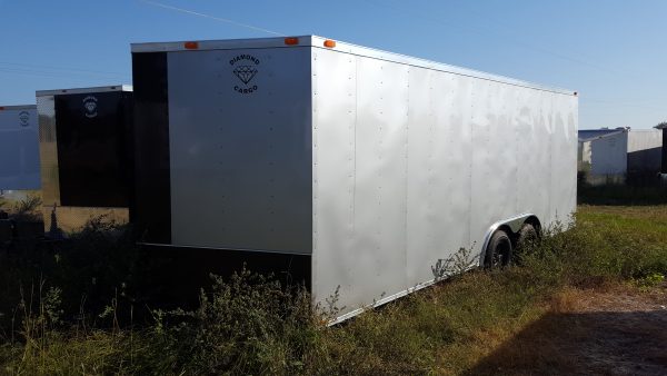 8.5x32 Enclosed Trailer